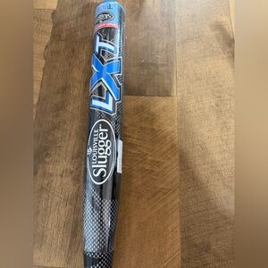 Louisville Slugger LXT -9. 33” 24oz fastpitch softball bat